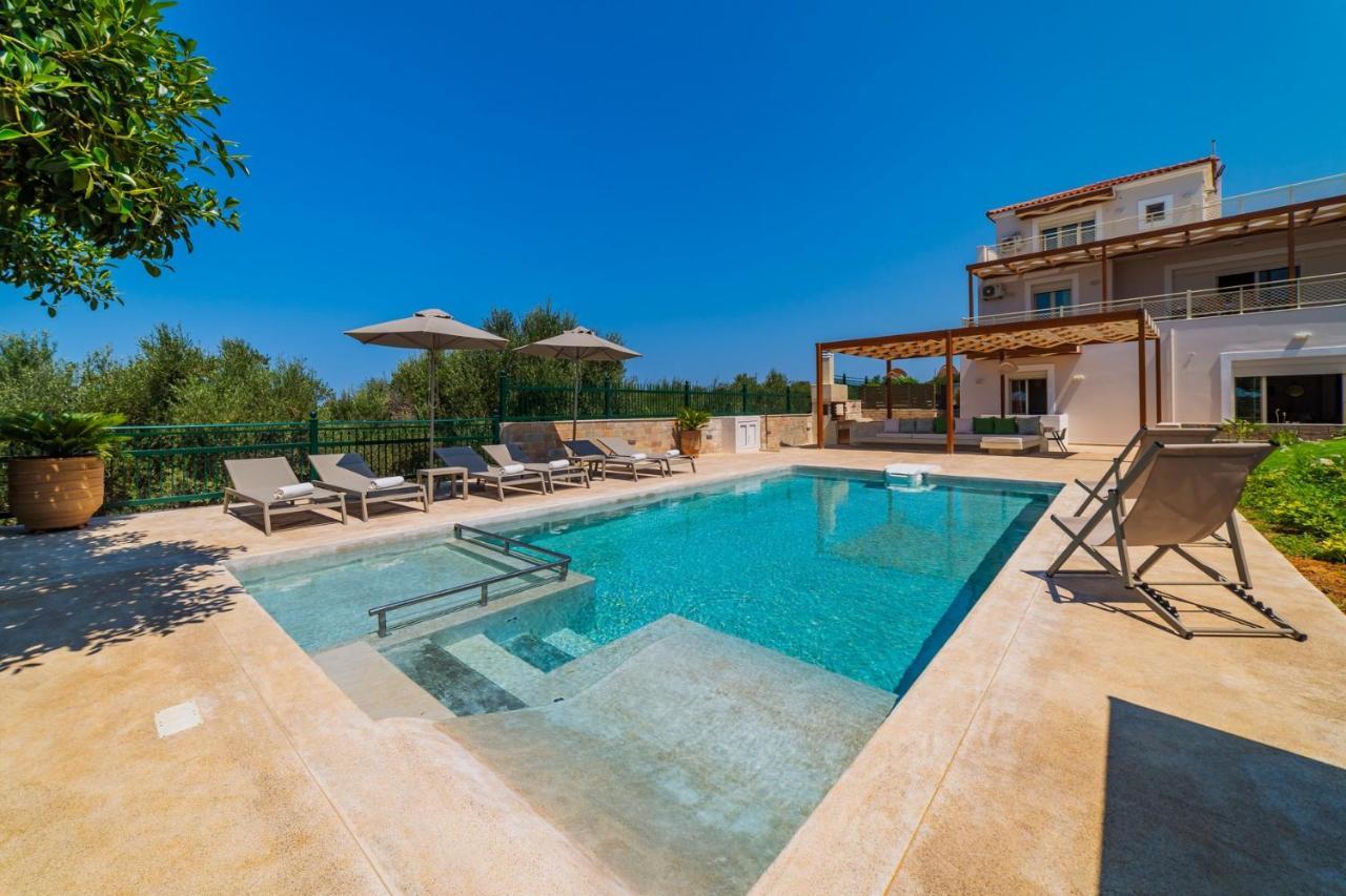 Estella Villa With Pool, Children Area, Bbq & Magnificent Views! Astérion Exteriér fotografie