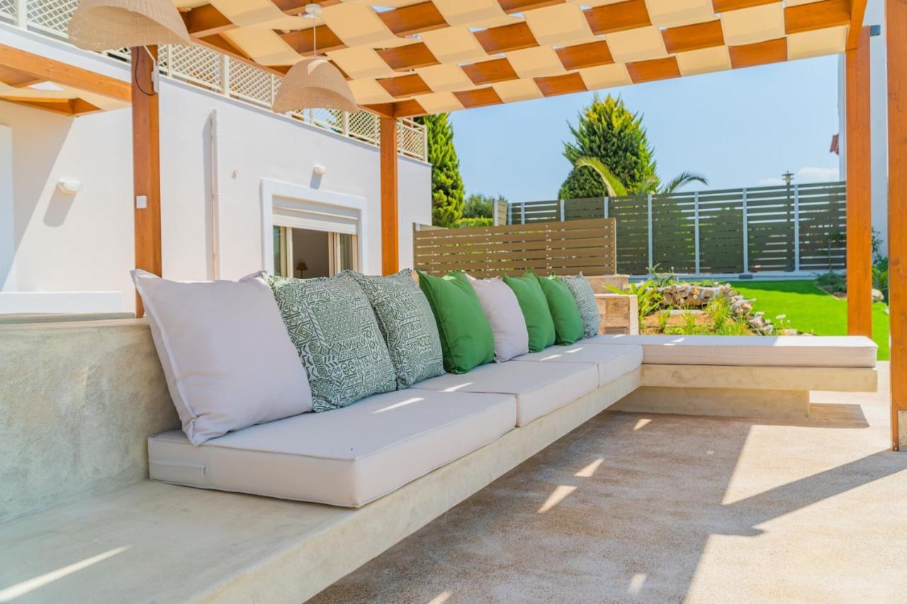 Estella Villa With Pool, Children Area, Bbq & Magnificent Views! Astérion Exteriér fotografie